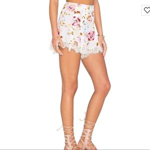 SomeDays Lovin Sophia floral shorts size medium.